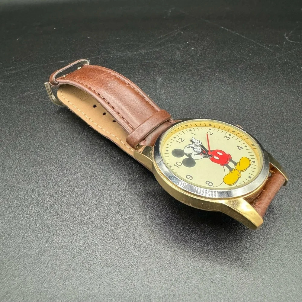 Vintage Mickey Mouse Disney Wide Face Analog Watch with Brown Leather Band - Picture 11 of 16